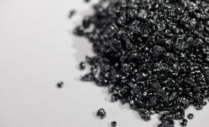 Technical granulated selenium